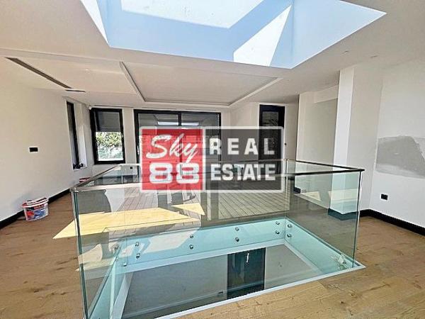 Slika 1 -  Kuća na prodaju, 900m2, 4.500.000€