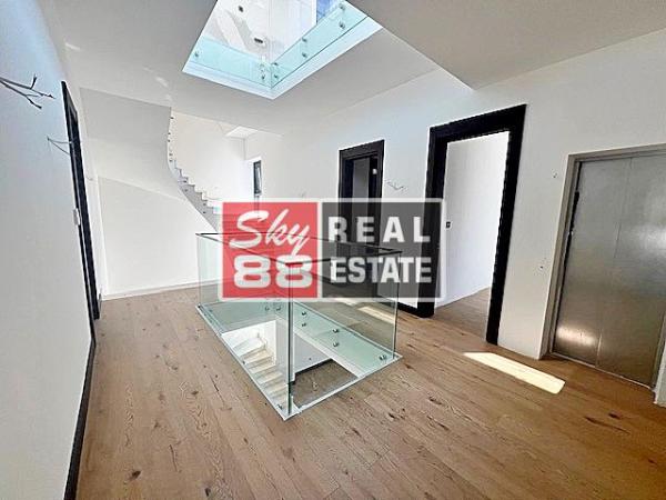 Slika 4 -  Kuća na prodaju, 900m2, 4.500.000€