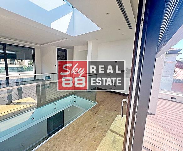 Slika 3 -  Kuća na prodaju, 900m2, 4.500.000€