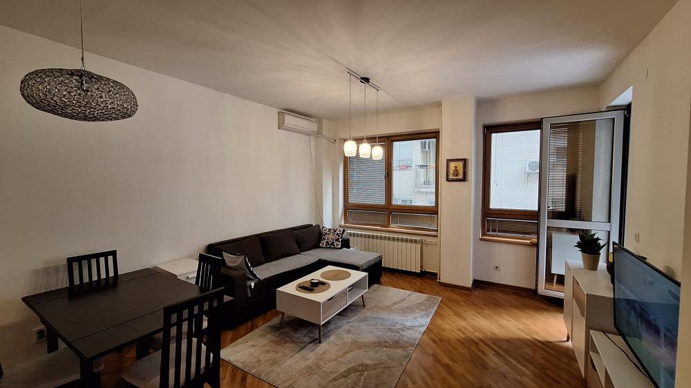 Slika 1 - Jovana Cirilova, Jednoiposoban stan za izdavanje, 49m2, 600€