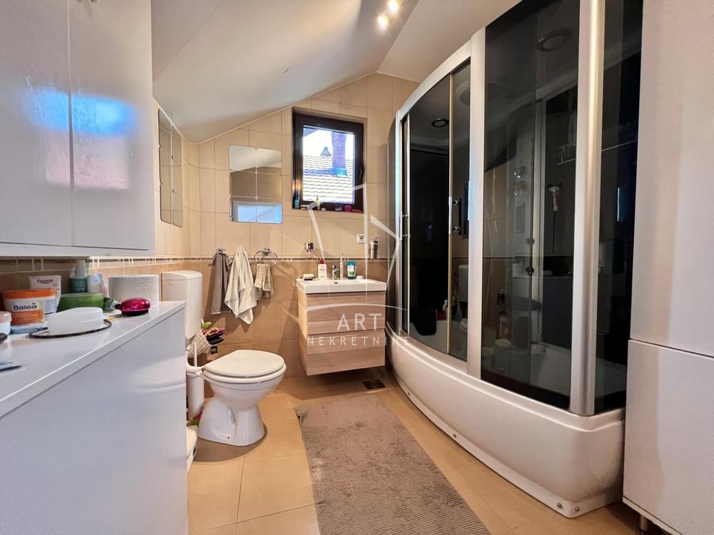 Slika 5 - Avalska,  Kuća na prodaju, 398m2, 350.000€