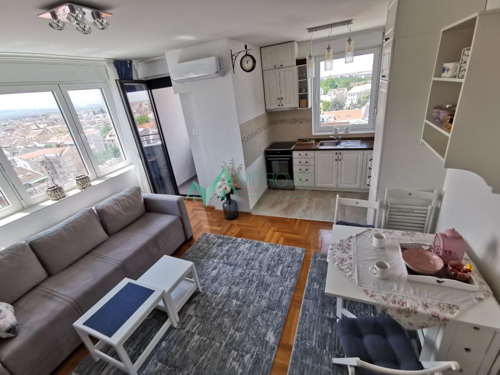 Slika 1 - Dvoiposoban stan za izdavanje, 54m2, 750€