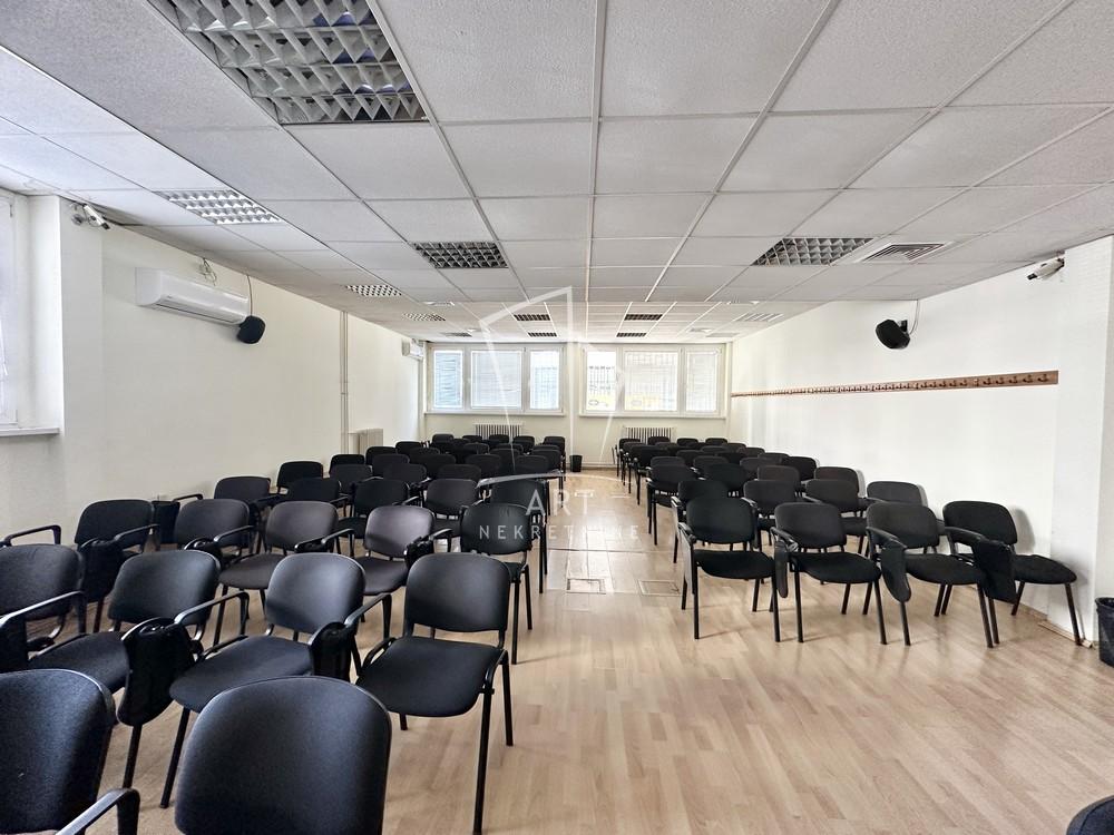 Slika 11 - Bulevar Zorana Đinđića,  Lokal za izdavanje, 1266m2, 16.458€