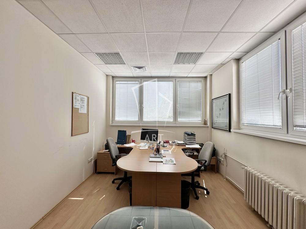 Slika 3 - Bulevar Zorana Đinđića,  Lokal za izdavanje, 1266m2, 16.458€