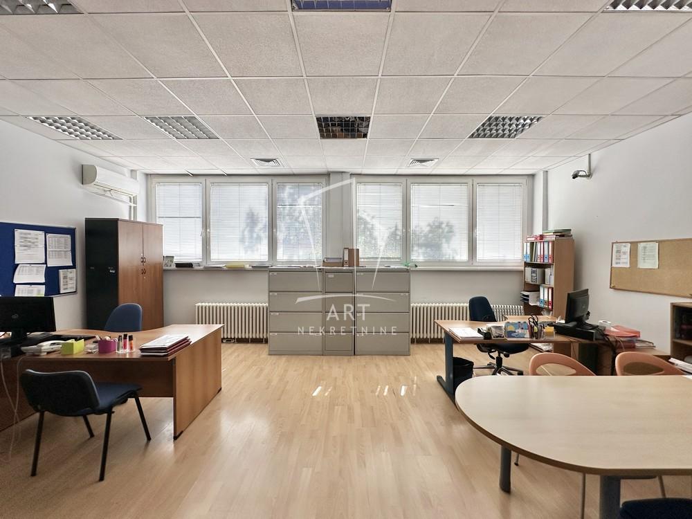 Glavna slika -Bulevar Zorana Đinđića,  Lokal za izdavanje, 1266m2, 16.458€