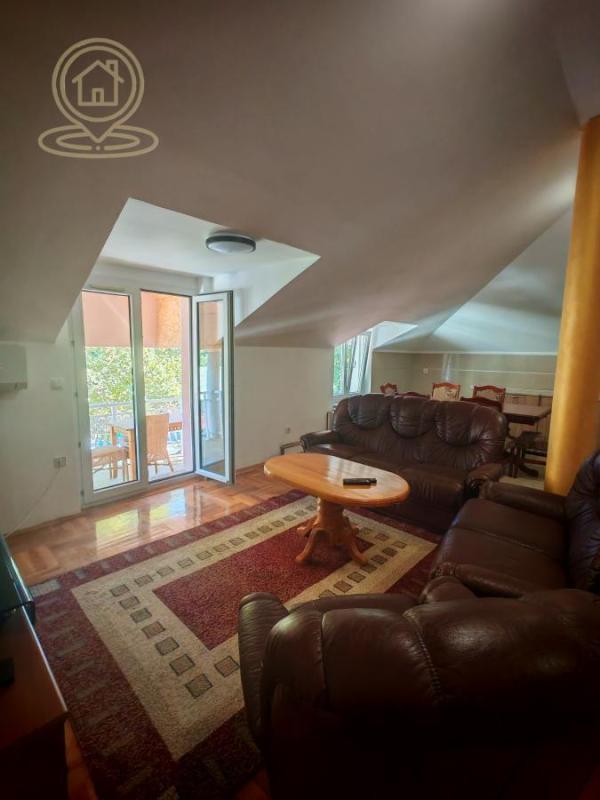 Slika 7 - Četvorosoban stan za izdavanje, 105m2, 1.000€