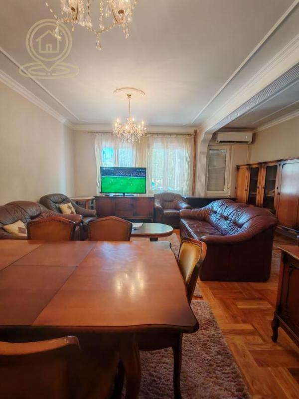 Slika 1 - Trosoban stan za izdavanje, 107m2, 1.000€