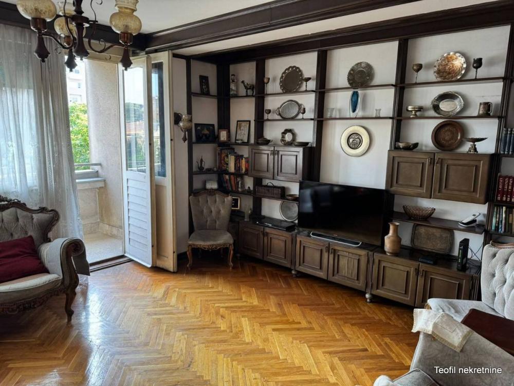 Slika 1 - Topličin venac, Četvorosoban stan na prodaju, 97m2, 530.000€