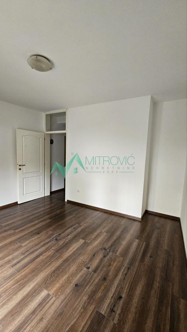 Slika 1 - Jednoiposoban stan za izdavanje, 38m2, 400€