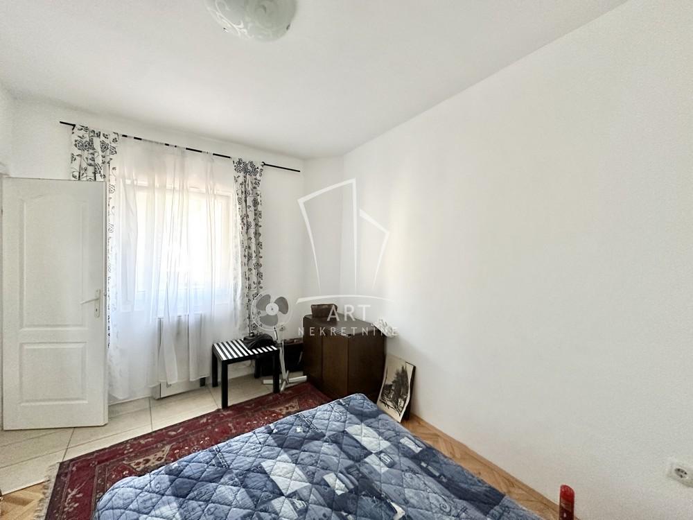 Slika 5 - Cara Dušana, Trosoban stan na prodaju, 59m2, 160.000€