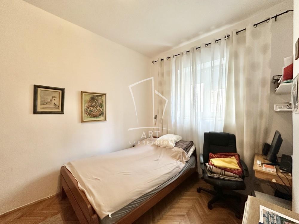 Slika 6 - Cara Dušana, Trosoban stan na prodaju, 59m2, 160.000€