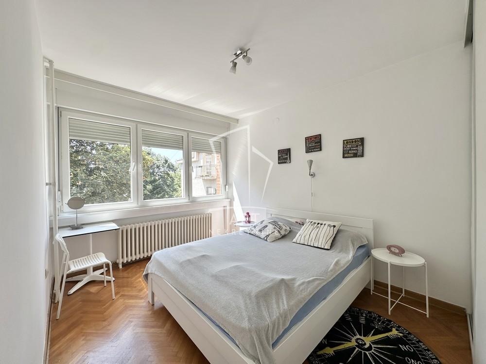 Slika 5 - Bulevar Kralja Aleksandra, Dvoiposoban stan za izdavanje, 73m2, 700€