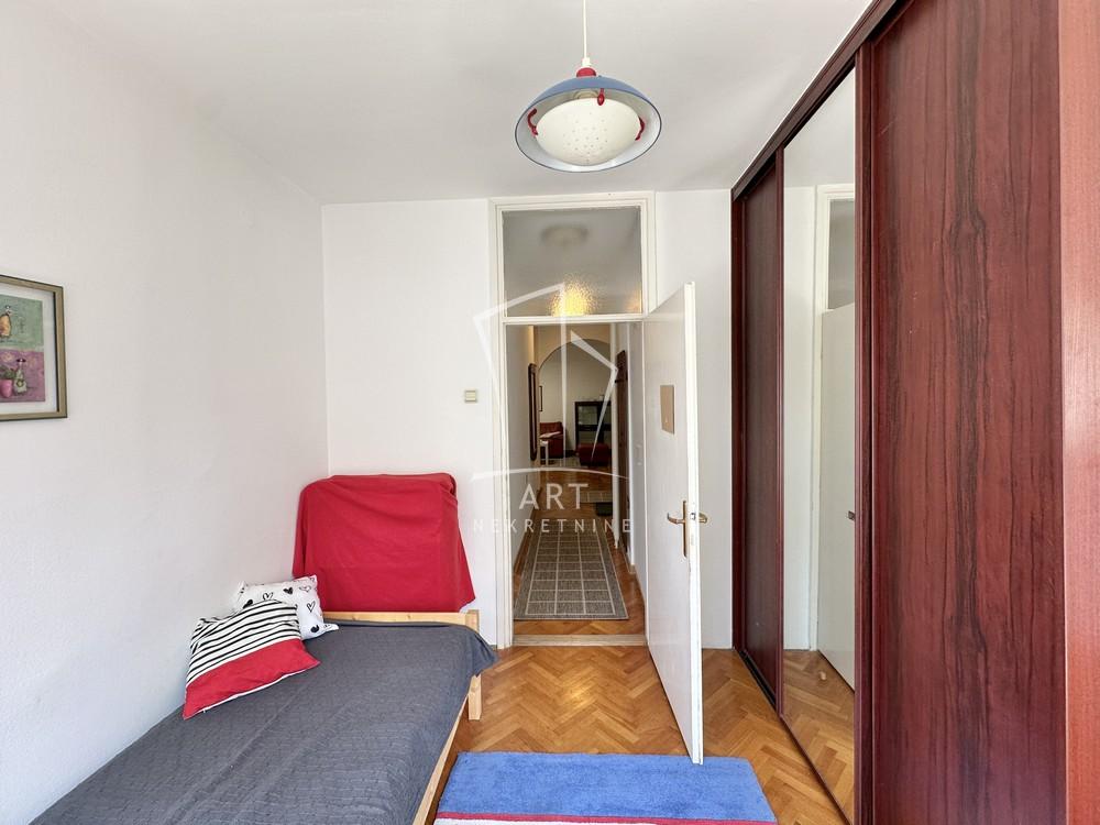 Slika 7 - Bulevar Kralja Aleksandra, Dvoiposoban stan za izdavanje, 73m2, 700€