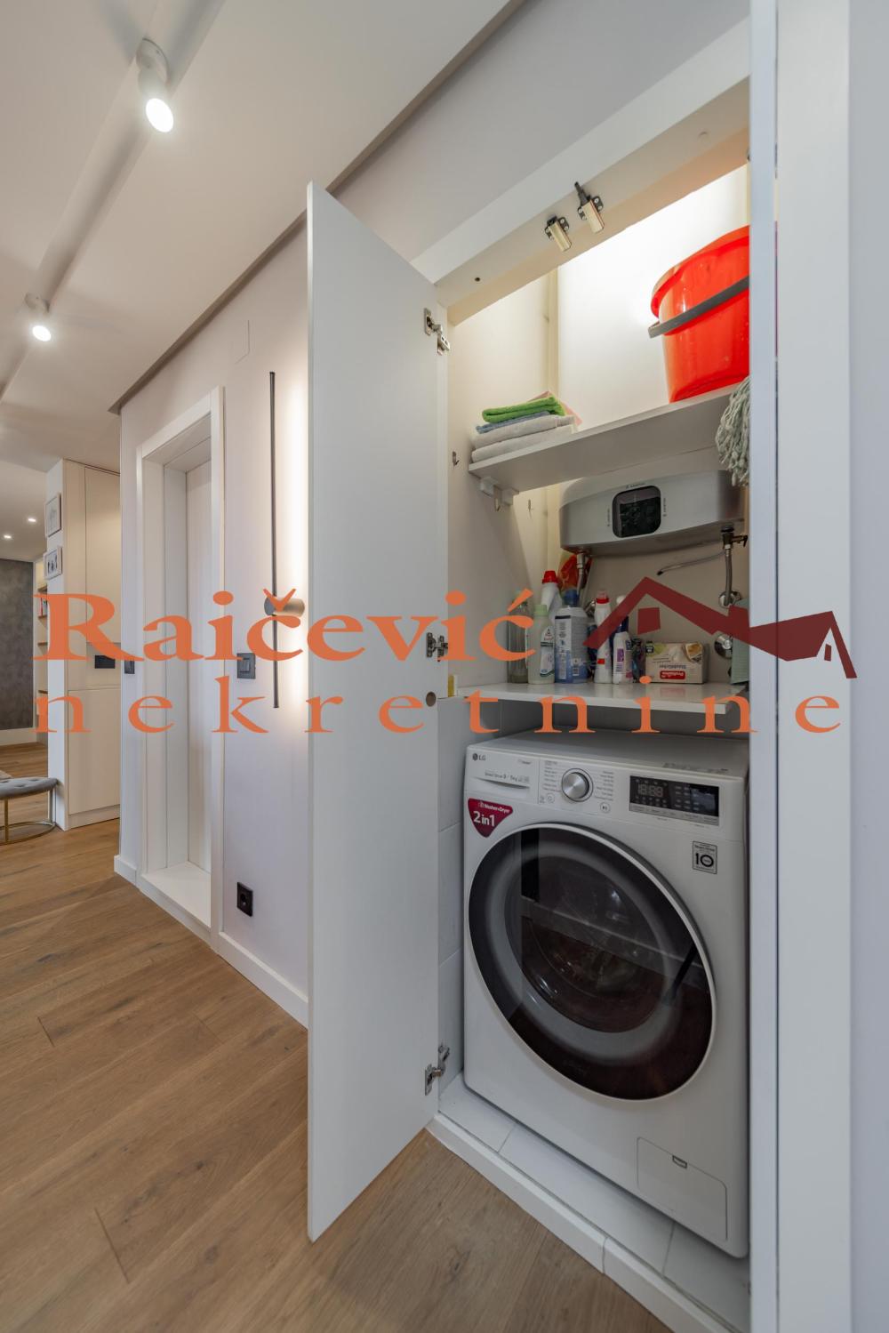 Slika 11 - Bulevar kralja Aleksandra, Trosoban stan na prodaju, 74m2, 299.000€