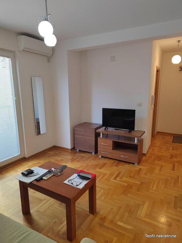 Slika 1 - Miodraga Živanova, Jednoiposoban stan na prodaju, 37m2, 90.000€