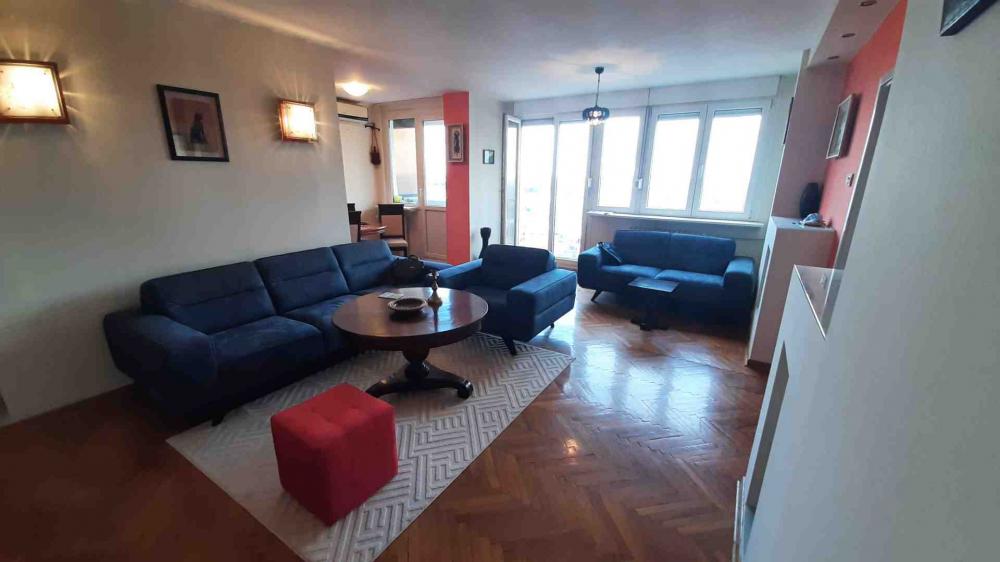 Slika 2 - Bulevar Mihajla Pupina, Četvorosoban stan za izdavanje, 100m2, 800€