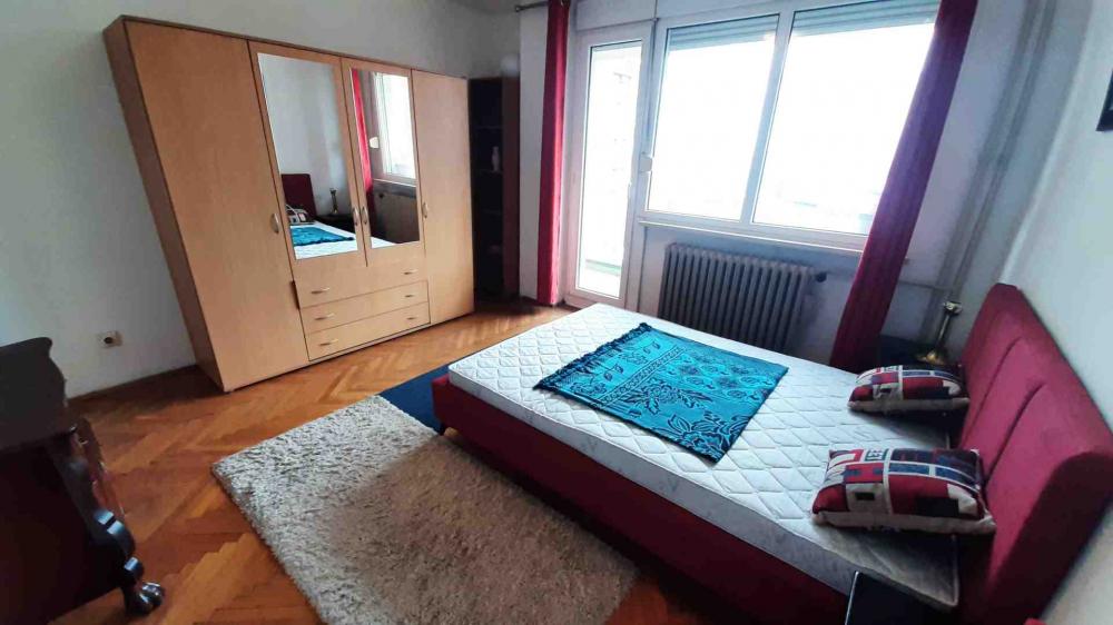 Slika 6 - Bulevar Mihajla Pupina, Četvorosoban stan za izdavanje, 100m2, 800€