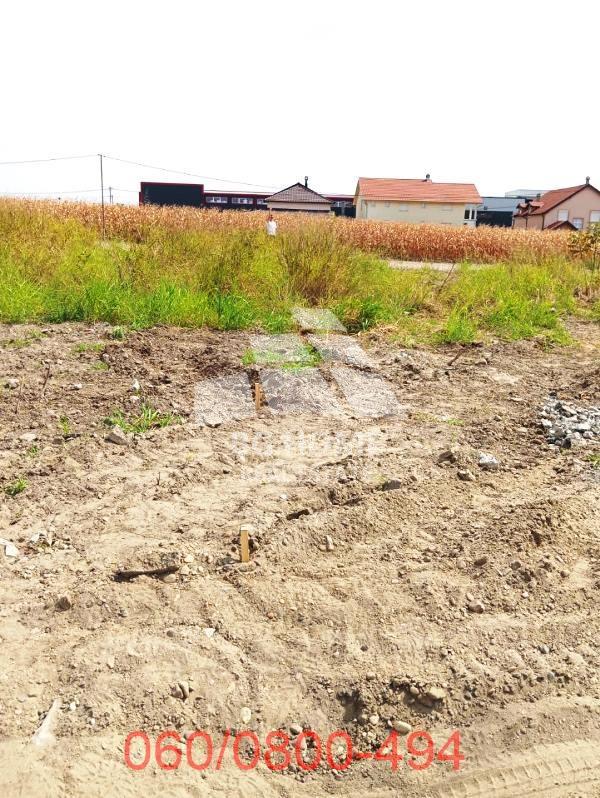 Glavna slika -Sremskih Bećara Plac na prodaju, Surčin, Surčin, 77.800€