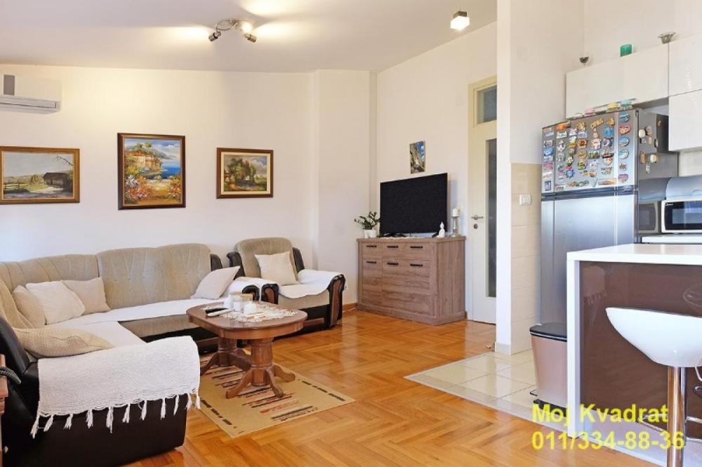 Slika 1 - Trosoban stan na prodaju, 88m2, 280.000€