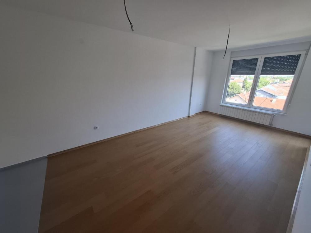 Glavna slika -Dvosoban stan za izdavanje, 42m2, 500€
