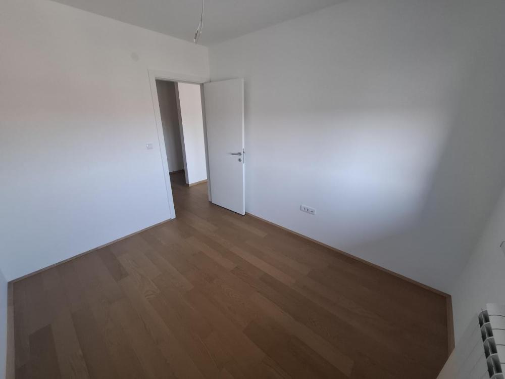 Slika 4 - Dvosoban stan za izdavanje, 42m2, 500€