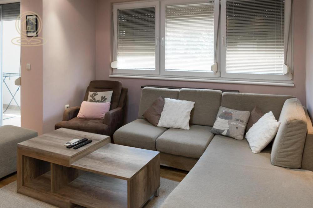 Slika 11 - Trosoban stan za izdavanje, 75m2, 850€