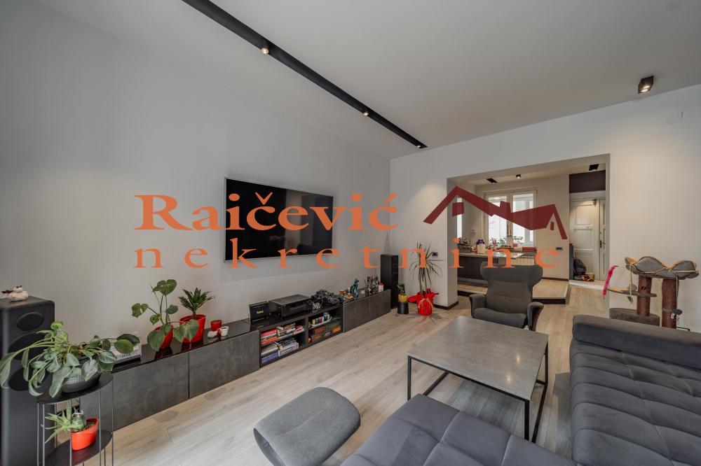 Slika 3 - Admirala Geprata, Trosoban stan na prodaju, 83m2, 330.000€