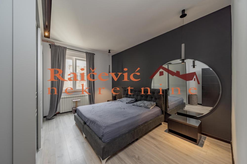 Slika 10 - Admirala Geprata, Trosoban stan na prodaju, 83m2, 330.000€