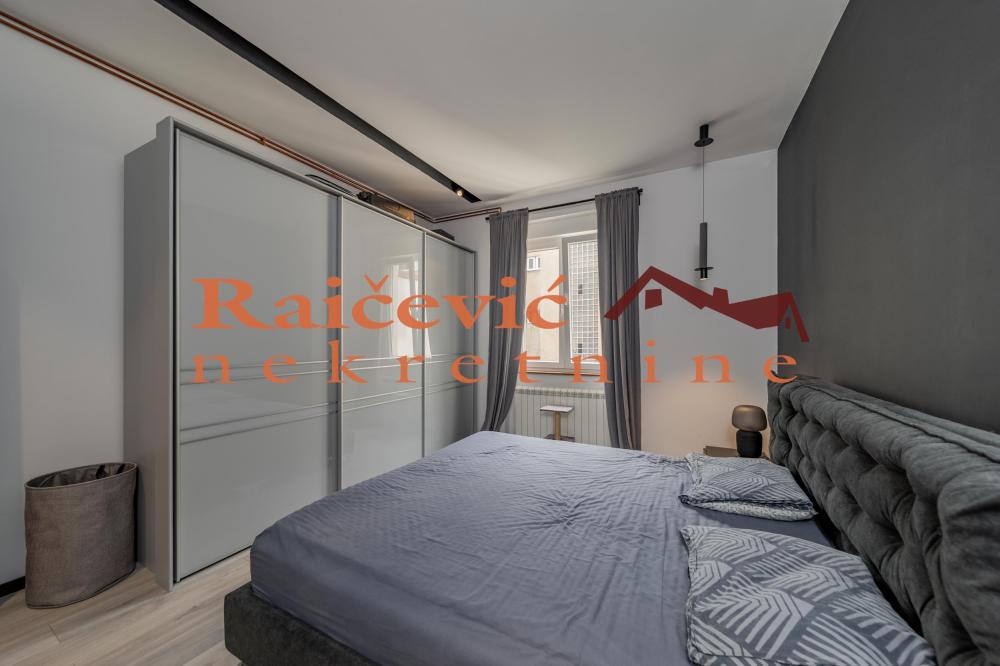 Slika 11 - Admirala Geprata, Trosoban stan na prodaju, 83m2, 330.000€