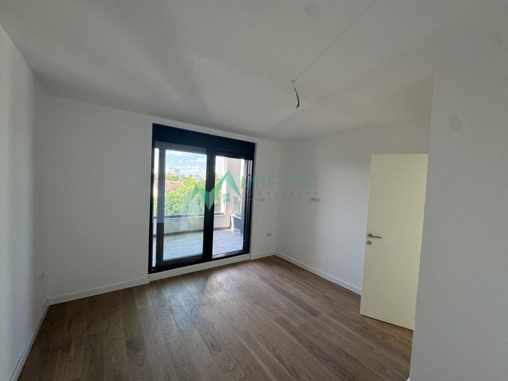 Slika 4 - Šestosoban stan na prodaju, 136m2, 350.200€