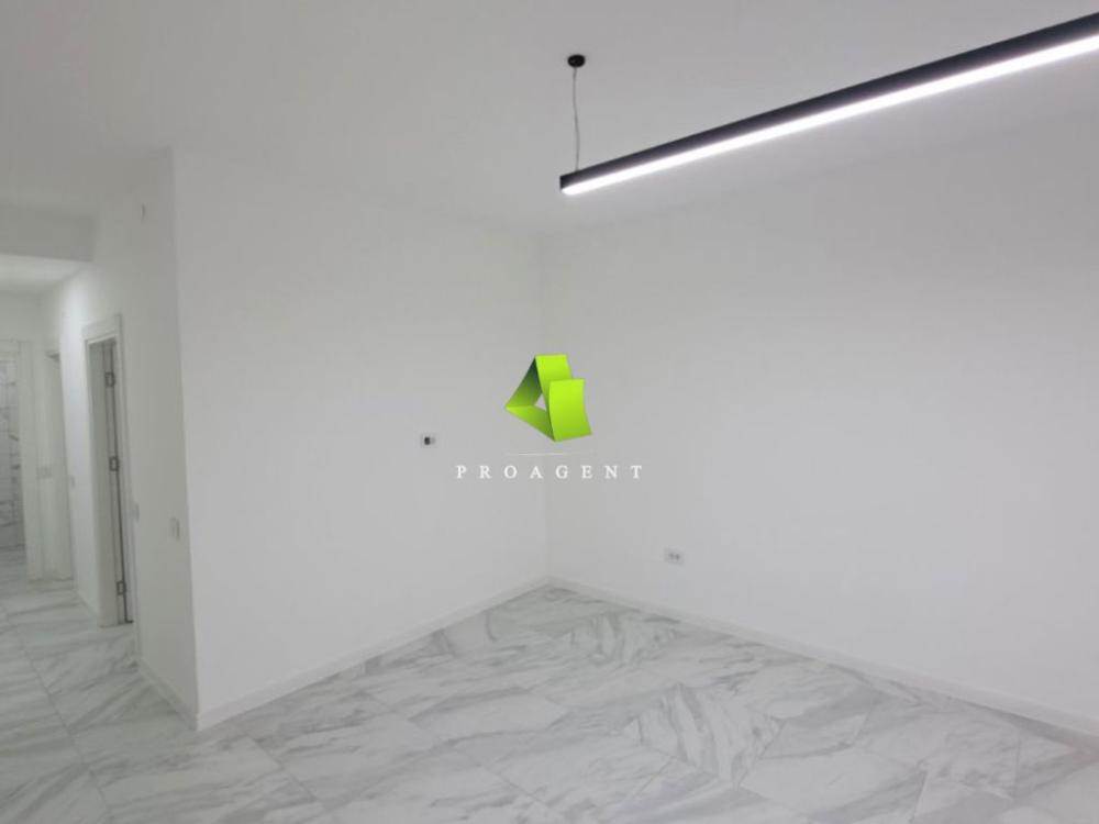 Slika 2 -  Lokal za izdavanje, 60m2, 350€