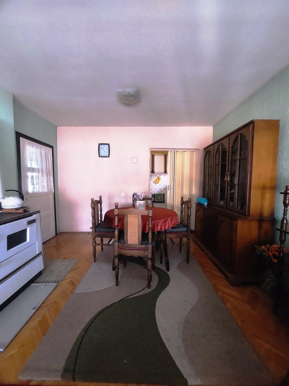 Slika 2 - Trosoban stan na prodaju, 143m2, 127.500€