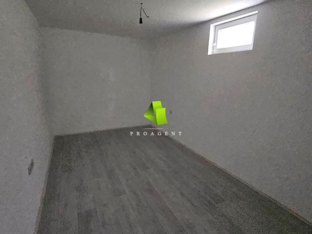 Slika 4 - Dvoiposoban stan na prodaju, 68m2, 55.000€