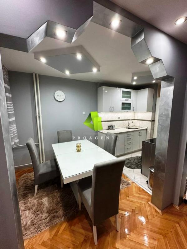 Slika 1 - Pariske Komune, Jednoiposoban stan za izdavanje, 57m2, 550€