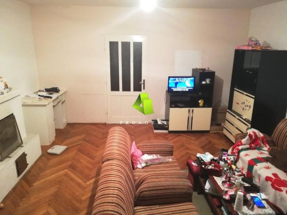 Slika 2 - Četvorosoban stan za izdavanje, 132m2, 300€