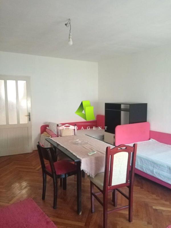 Slika 6 - Četvorosoban stan za izdavanje, 132m2, 300€