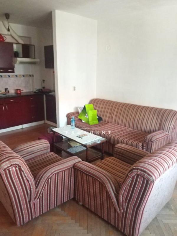 Glavna slika -Četvorosoban stan za izdavanje, 132m2, 300€