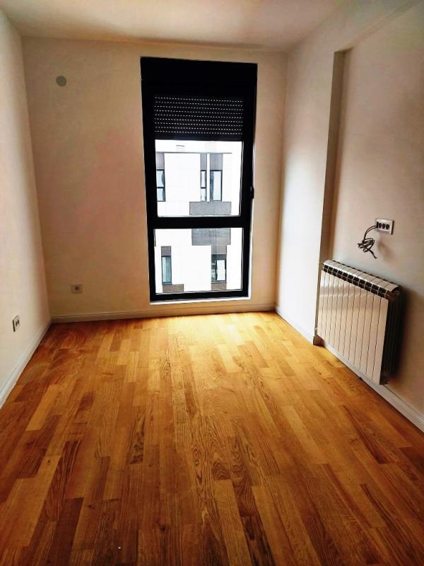 Glavna slika - Lokal za izdavanje, 66m2, 500€