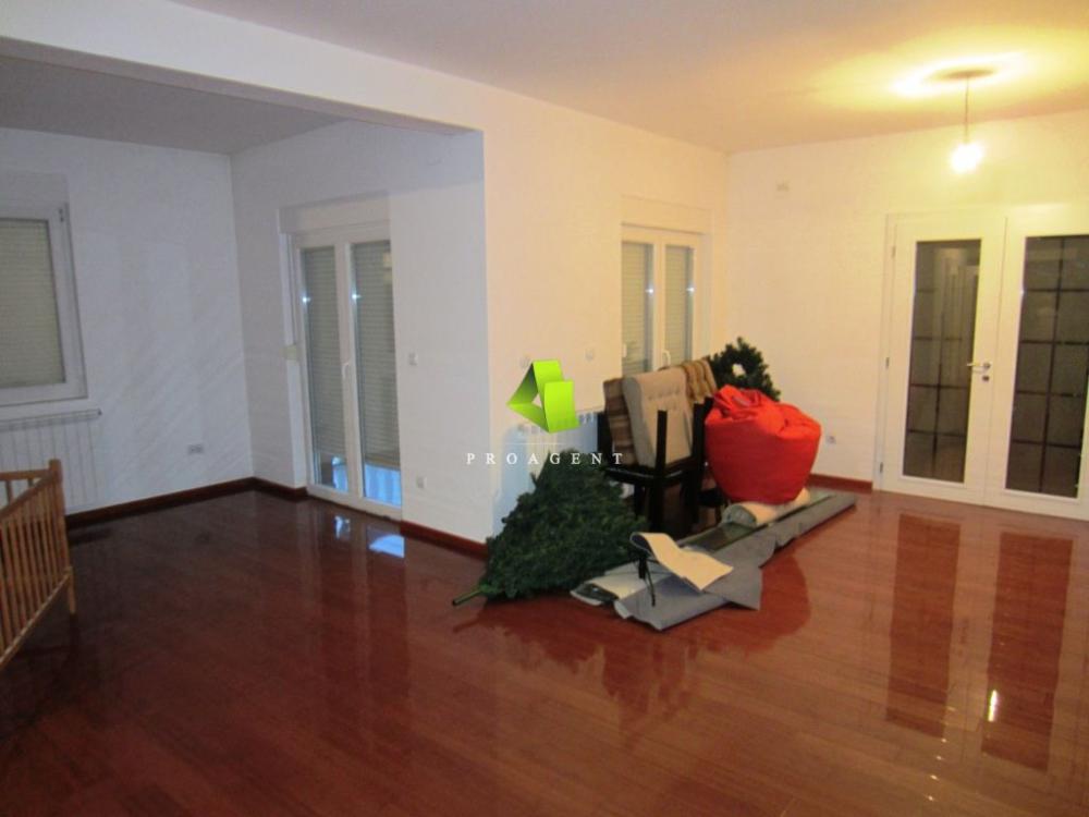 Slika 3 - Takovska,  Lokal za izdavanje, 90m2, 800€