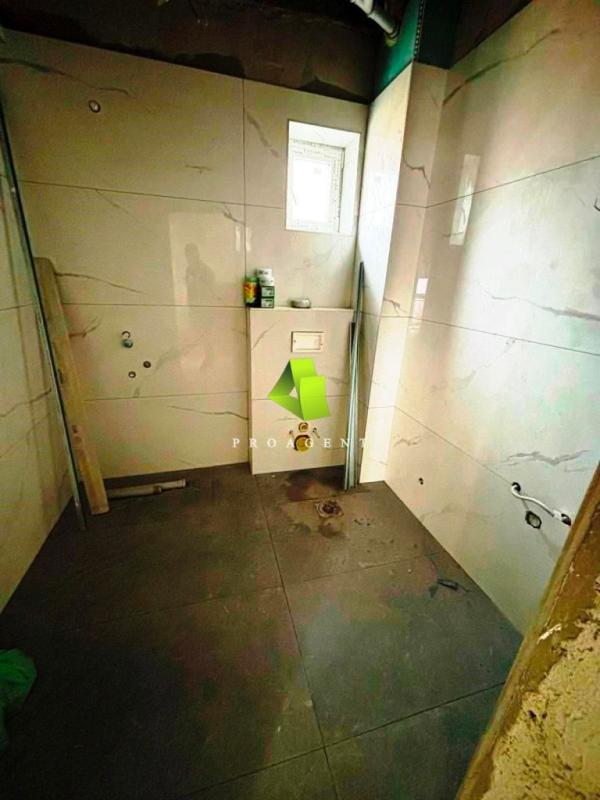 Slika 9 - Hajduk Stankova,  Lokal za izdavanje, 500m2, 4.500€