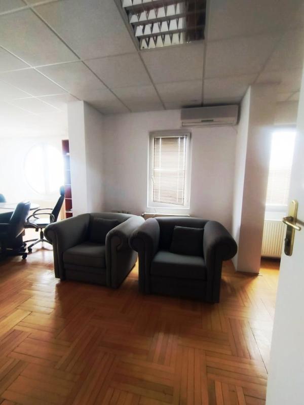 Slika 7 -  Lokal za izdavanje, 165m2, 900€