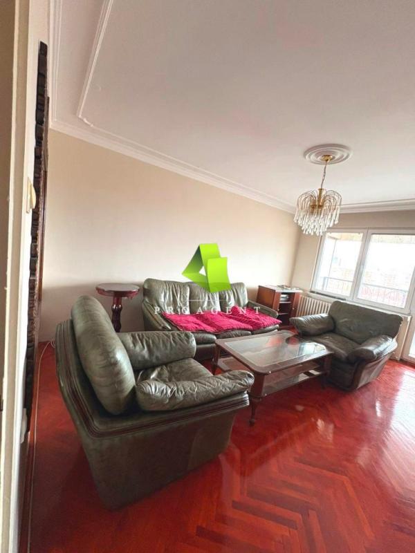 Slika 1 - Troiposoban stan za izdavanje, 100m2, 450€