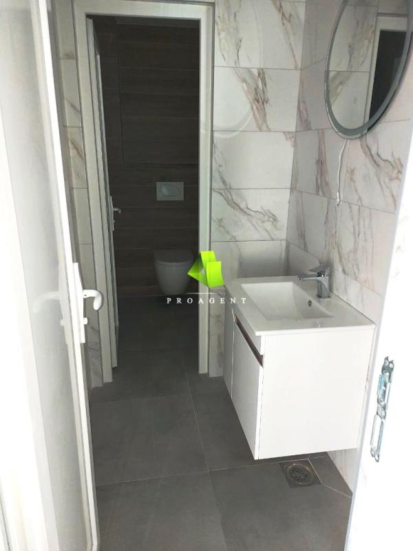 Slika 9 -  Lokal za izdavanje, 800m2, 8.800€