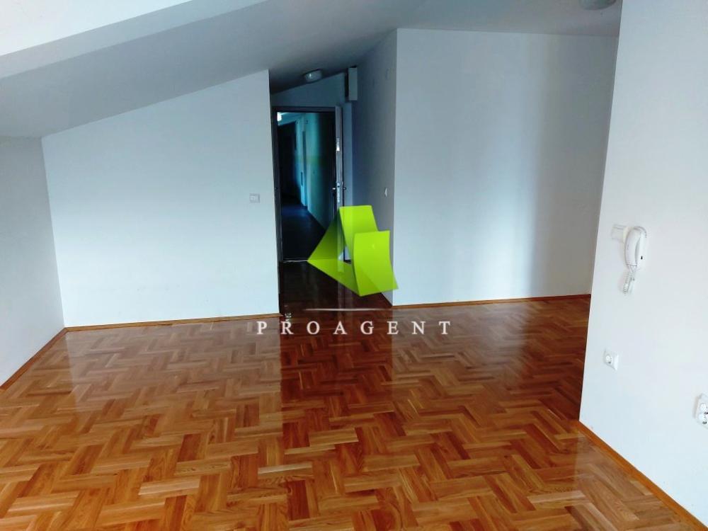 Glavna slika -Jednoiposoban stan na prodaju, 45m2, 75.850€