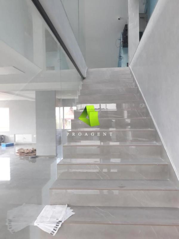 Slika 11 -  Lokal za izdavanje, 260m2, 2.600€