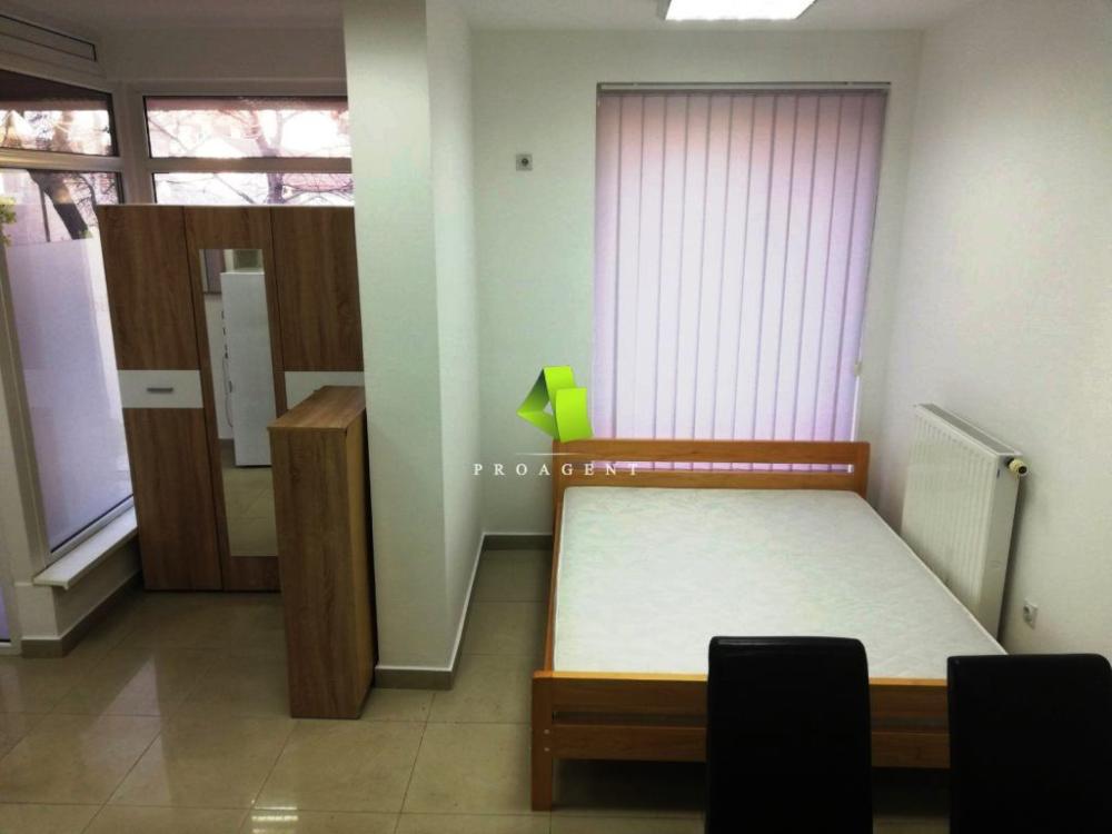 Slika 2 -  Stan za izdavanje, 33m2, 250€