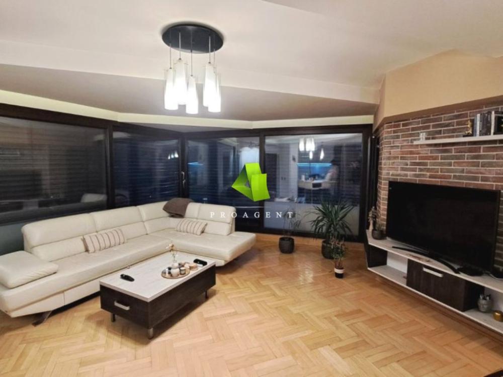 Glavna slika -Trosoban stan na prodaju, 98m2, 188.000€