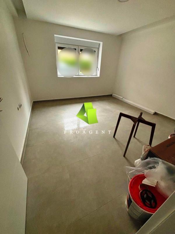 Slika 1 -  Lokal za izdavanje, 93m2, 800€