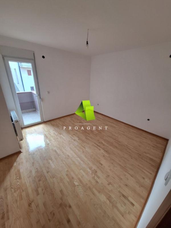 Slika 4 -  Lokal za izdavanje, 116m2, 500€