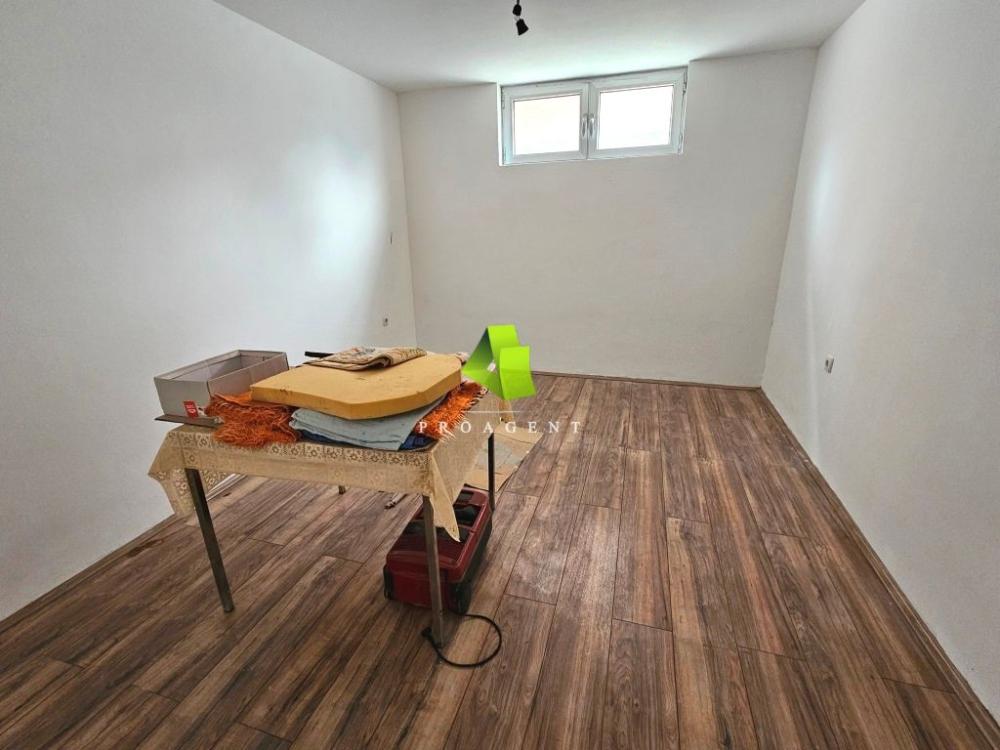 Slika 1 - Dvoiposoban stan na prodaju, 62m2, 62.000€